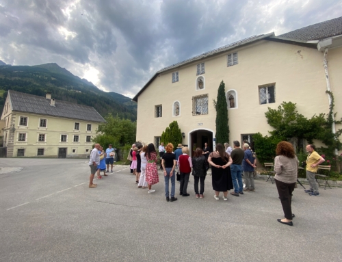 Rückblick: Eröffnung der Ausstellung GENIUS loci im ehemaligen Kloster Döllach
